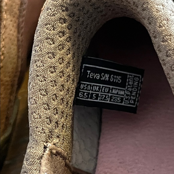Teva Shay Chestnut Brown and Tan Slip On Shoes Size 6.5 - Picture 5 of 7